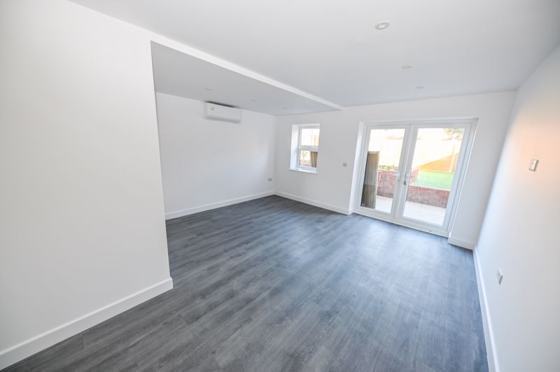 Carpenter Close